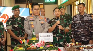 Kado Istimewa Hari Bhayangkara ke-79 : Danrem 052/Wkr Perkuat Silaturahmi Dengan Polres Metro
