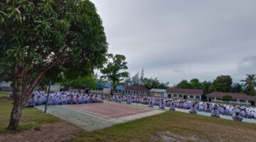 Arif Lubis : Kami Atas Nama Keluarga Besar SMA N 1 Natal turut berduka cita semoga almarhumah DP Khusnul khotimah