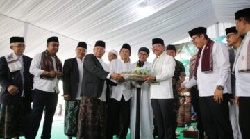 Sambut Peringatan Maulid Nabi Muhammad SAW, Tiga Masjid Kota Tangerang Gelar Pawai Perahu Maulud