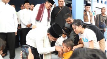 Sunat Massal Gratis Ramaikan Tradisi Maulid Nabi di Masjid Jami Kali Pasir Kota Tangerang