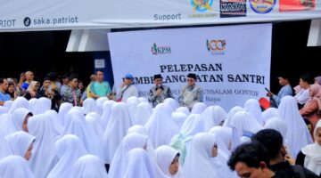 Lepas 225 Santri Puteri IKPM Gontor Tangerang Raya, Sachrudin: Jadilah Generasi Bermanfaat bagi Umat