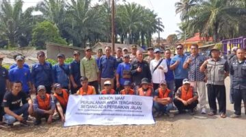 Apresiasi Kades Pangkalan Cikidang Hamba Allah Perbaiki Jalan di Tiga Kecamatan