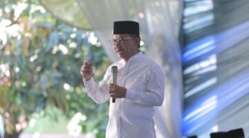 Wali Kota Sachrudin Ajak Warga Teladani Akhlak Nabi Lewat Gerakan Sedekah Sampah