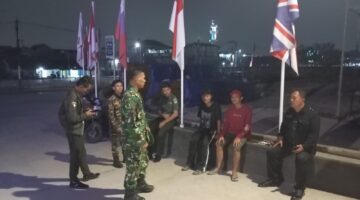 Ciptakan Rasa Aman Wilayah: Sinergi Patroli TNI, Komduk dan Banser Patroli Malam