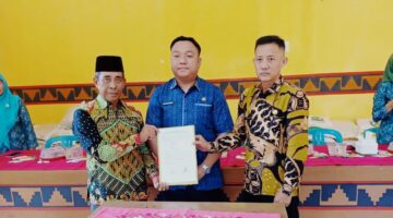 Camat Achmad Nazaruddin Hadiri Sertijab Lurah Panaragan Jaya