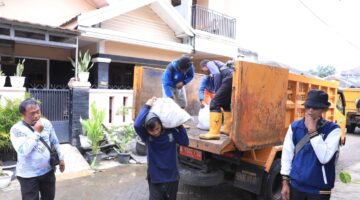 Beberapa Lokasi Banjir Mulai Surut, Pemkot Pasang Kisdam dan Kerahkan Pompa Antisipasi Banjir Susulan
