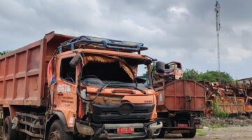 Bangkai Truck Pengangkut Sampah Menumpuk Bertahun-tahun, Kinerja BPAD DKI Jakarta Disorot Masyarakat