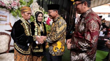 Diikuti Pasangan Non-Muslim, Sachrudin: Kebahagiaan Ngebesan Milik Semua Warga 