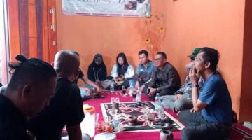 Kapolsek Kalapanunggal Gelar Cucurak Bersama Jurnalis dan Konten Kreator, Perkuat Sinergi Jelang Ramadan