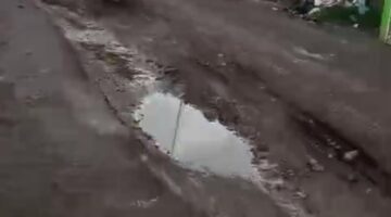 Jalan Raya Pakuhaji Hancur Bak “Kubangan Kebo”, Aktivis Semprot Pemkab Tangerang : Jangan Tutup Mata!