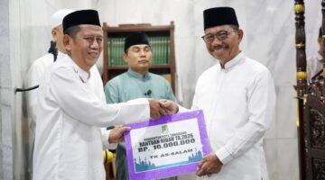 Pemkot Terima 500 Wakaf Al-Qur’an, Sachrudin: Segera Didistribusikan!