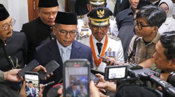 Pada Paripurna HUT Ke-33 Kota Tangerang, Gubernur Apresiasi Capaian dan Peran Strategis Kota Tangerang