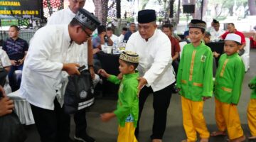 Buka Bersama dan Santunan Anak Yatim, Danrem 052/Wkr Beri Pesan Kepemimpinan kepada Calon Danrem