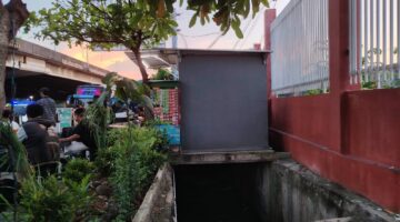 Pemkot Jakbar Didesak Bongkar Bangunan Liar di Atas Saluran Menjadi Sarang Terminal Bayangan di Cengkareng