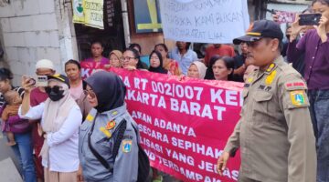 Sempat Diwarnai Perlawanan, Penertiban dan Relokasi Warga di Kamal Kalideres Berjalan Aman