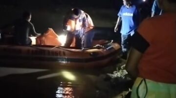 Perahu Kretek karam Di Sungai Limun 7 Orang Hanyut, Satu Orang Korban Masih Dalam pencarian