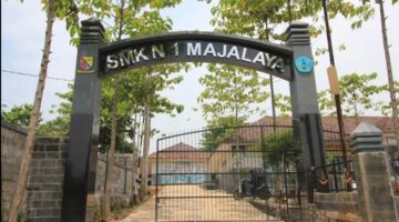 Kepala SMKN 1 Majalaya Bungkam Soal Dana BOS Miliaran, Transparansi Dipertanyakan