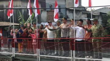 Pangdam Jaya Resmikan Jembatan Garuda dan Program Gentengisasi di Sunter Agung
