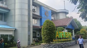 Warga Pertanyakan Disiplin Pejabat BPN Jakarta Barat, Pelayanan Dinilai Hambat Urusan Pertanahan