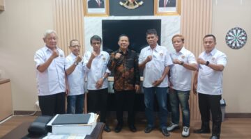 Bersama Gubernur Tinjau SPMB, Maryono Tegaskan Komitmen Pendidikan Berkualitas untuk Semua   