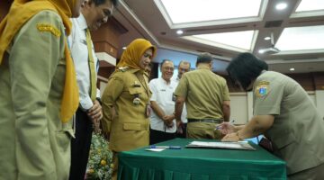 Wali Kota Jakbar Dorong ASN Tinggalkan Zona Nyaman Demi Tata Kelola yang Lebih Baik