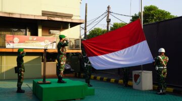 Jadilah Teladan di Tengah Masyarakat
