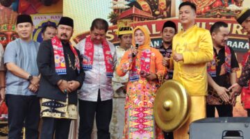 Walikota Jakarta Barat Apresiasi Festival Akulturasi Budaya Betawi dan Tionghoa Di Kamal
