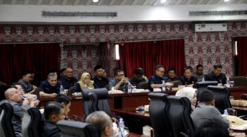 Dorong Tata Kelola Adaptif, Wali Kota Sampaikan Penjelasan Tiga Raperda Strategis