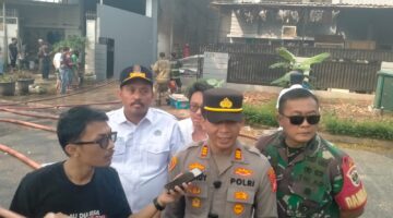 Tiga Gudang di Taman Tekno BSD Tangerang Selatan Ludes Terbakar, Kerugian Ditaksir Miliaran Rupiah