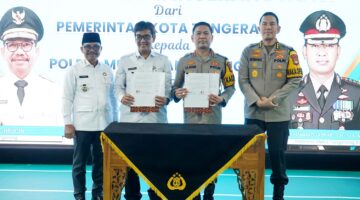 Perkuat Sinergi Pelayanan Publik, Pemkot Tangerang Serahkan Hibah Gedung Parkir Mako Polres Metro Tangerang Kota