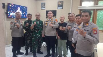 Perkuat Sinergitas TNI–Polri, Kapolsek Pamulang Terima Kunjungan Silaturahmi Danramil 08/Pamulang