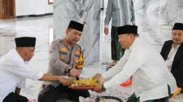 Kapolres Tangerang Kota Ajak Warga Jaga Kamtibmas Lewat Jumat Keliling