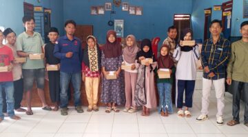 Jumat Berkah Realitapublik.id: Rodi Sandra Tebar Kepedulian untuk Anak Yatim dan Warga Kurang Mampu, DPRD Lampung Beri Apresiasi