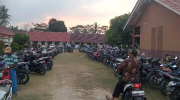 Parkir di Halaman SDN Saat Turnamen Karang Taruna Cup II Tuai Sorotan, Diduga Ada Sistem Lelang dan Tarif Dianggap Mencekik