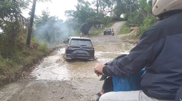 Warga Pantai Barat Madina Desak Pemprov Sumut Segera Perbaiki Jalan Pulo Padang–Sinunukan yang Rusak Parah