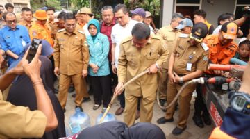 PERUMDAM TKR Siagakan Mobil Tangki Air di Dua Lokasi Terdampak Kekeringan