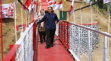 Sekda Ikuti Peresmian Jembatan Garuda dan Titik Air Bersih oleh Presiden Republik Indonesia