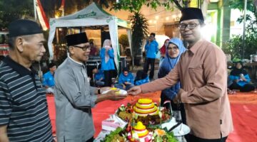Sambut HUT ke-81 RI, RW 10 Tegal Alur Gelar Tasyakuran dan Beri Penghargaan RT Terbaik