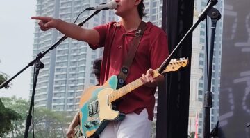 Dul Jaelani Gebrak Panggung Fun Run Jakarta Barat 2026, Bawakan Tujuh Lagu Andalan