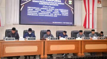 Paripurna DPRD, Bahas Penyesuaian APBD Pertimbangkan Fiskal Daerah dan Prioritas Pembangunan