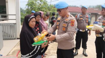 HUT Propam ke-24, Propam Polres Sarolangun Tebar Kepedulian di Tengah Masyarakat