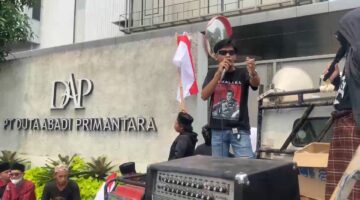 Diduga Melanggar Perizinan, Ratusan Santri di Galeong Grudug PT DAP