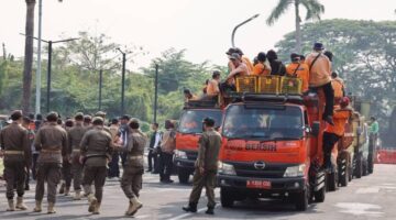 Jaga Kebersihan Kota, Ratusan Petugas Apel Siaga Gerakan Indonesia Asri di Kota Tangerang