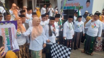 Kamenag Banten Luncurkan Hari Santri Diikuti 2.500 Peserta Jalan Sarungan