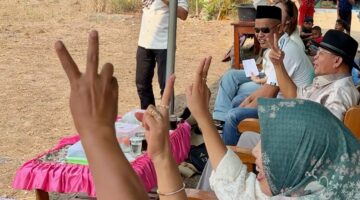 Kampanye Akbar Hendarwan Nomor Urut 2 Dipadati Pendukung, Serukan Lanjutkan Dua Periode di Pulung Kencana